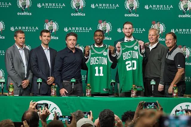 斯科尔斯：枪手需要赢得强强对话，不然他们没机会拿英超冠军（斯科尔斯：若强强对话不取胜，阿森纳难夺英超冠军）