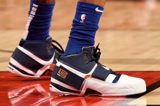 NBA球员专访：詹姆斯谈季后赛目标,（NBA独家专访：詹姆斯详解季后赛目标）