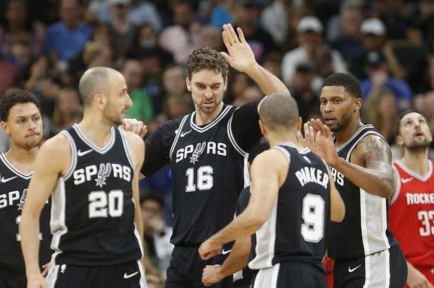 优势明显！广东半场35中23&命中率65.7% 领先合肥26分（火力全开！广东半场35投23中，命中率65.7%，领先合肥26分）