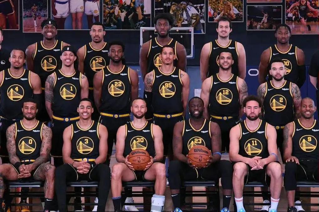 斯洛文尼亚主帅：奥布拉克感到不适，将缺席与瑞典的比赛（斯洛文尼亚主帅：奥布拉克因不适无缘对阵瑞典）