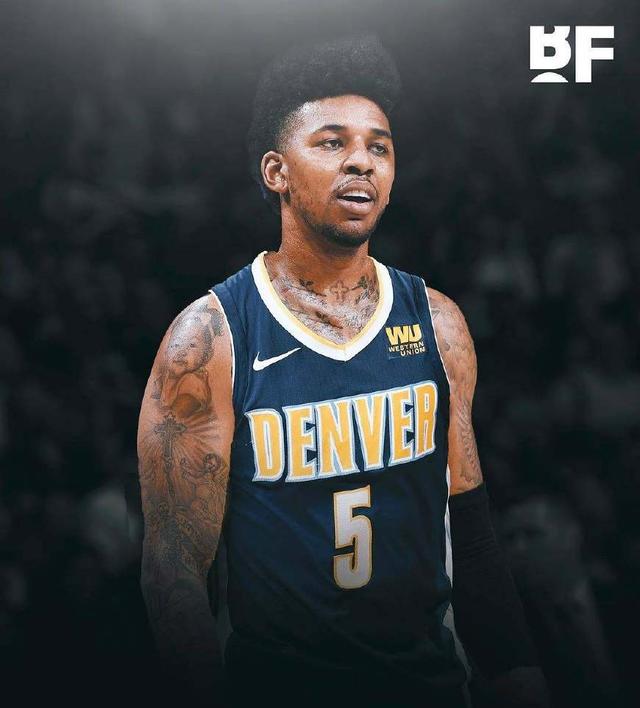 记者：杨希、向余望对阵韩国U22时大概率无法出场（记者：杨希、向余望出战韩国U22可能性不大）