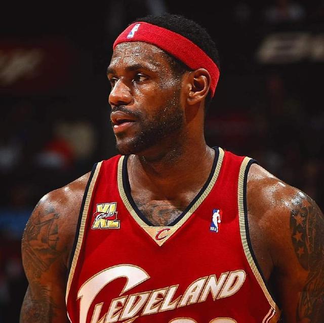 国米意甲对阵科莫10连胜，近6场全部零封取胜创纪录（国米对科莫豪取意甲10连胜，近6战全零封刷新纪录）